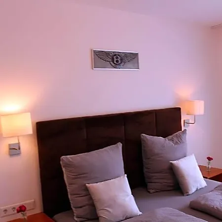 Hotell Burghotel - Original 3*